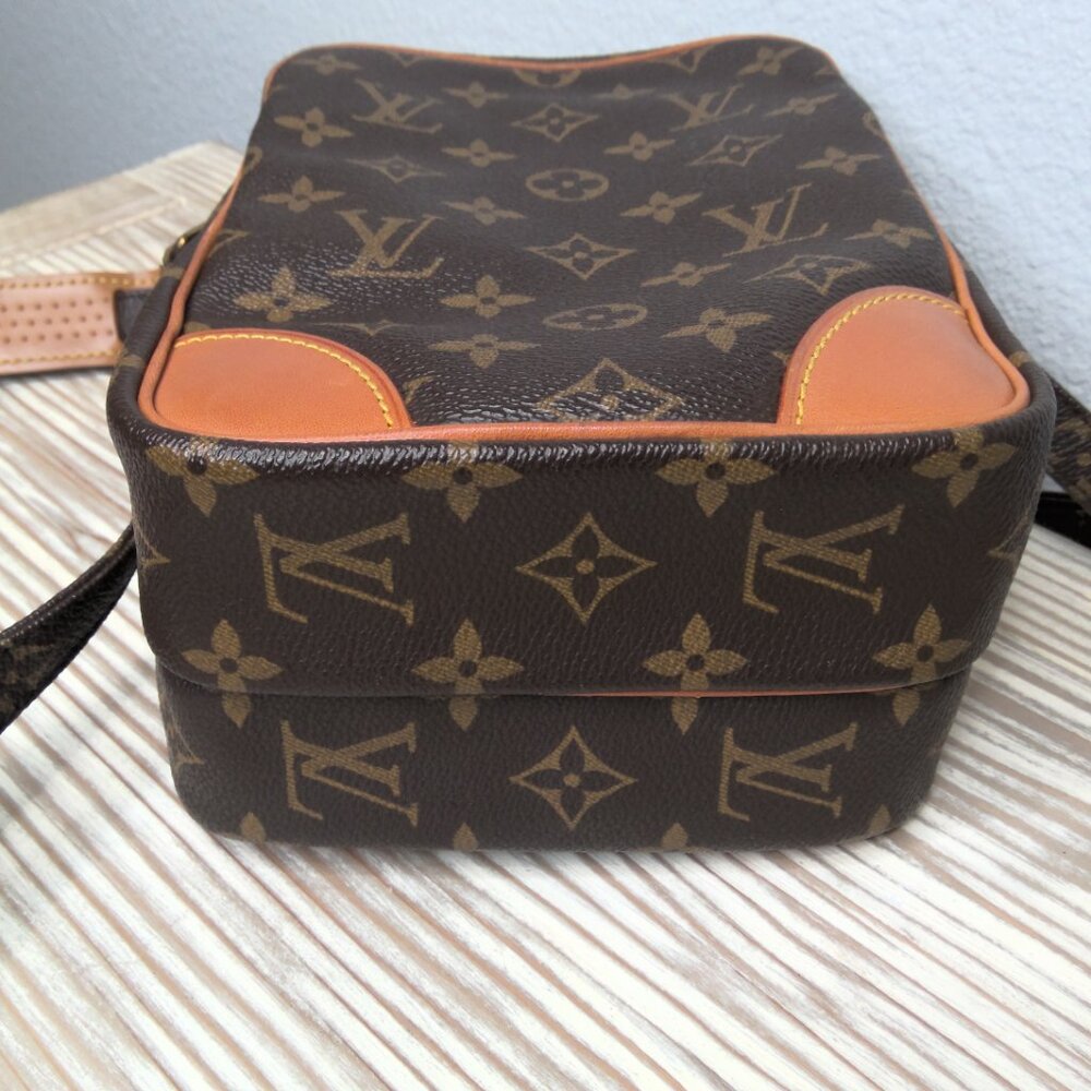 Pre-Loved Louis Vuitton Monogram Amazone MM - Picture 11 of 15